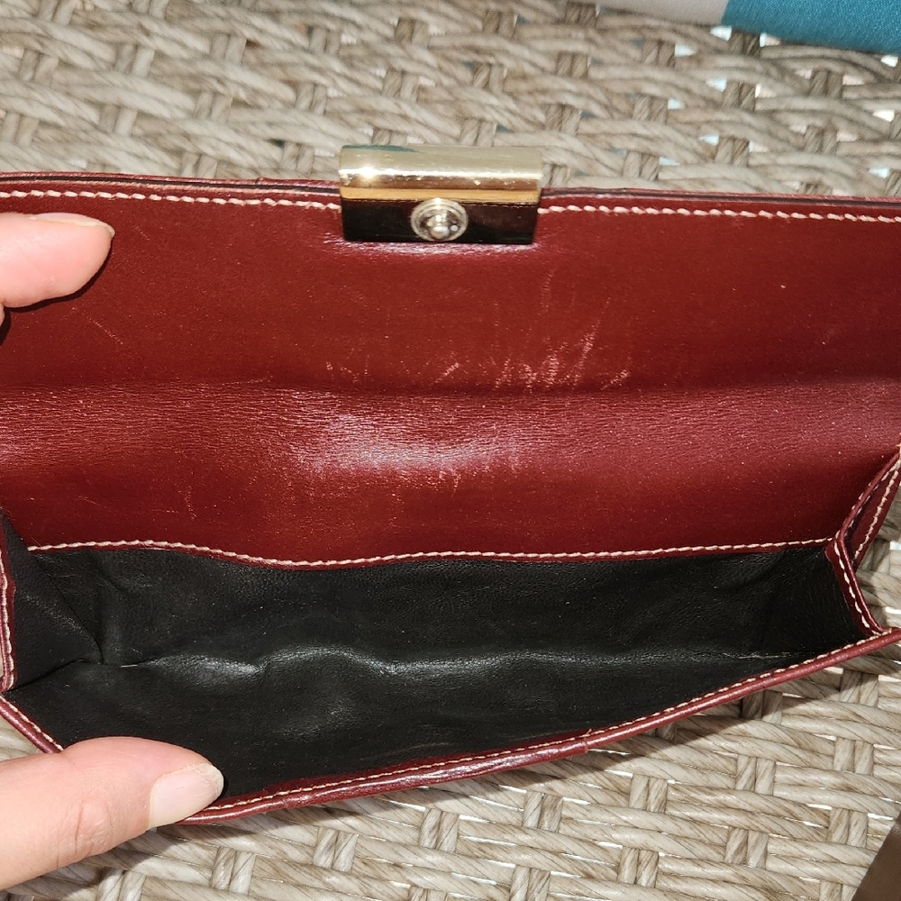 Gucci Vintage Burgundy Leather Wallet - Picture 4 of 17